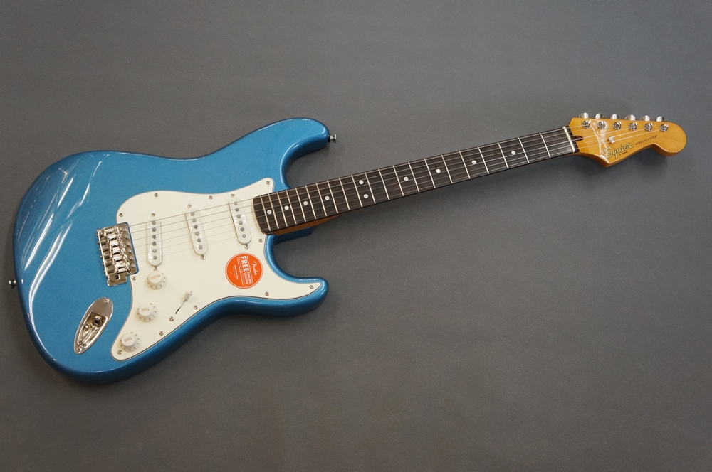 Squier Classic Vibe '60s Stratocaster LPB - Lake Placid Blue