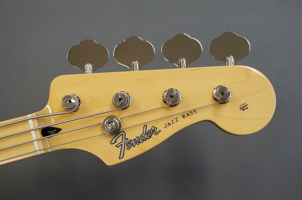 Fender Made in Japan Hybrid II Jazz Bass Maple Fingerboard - Black