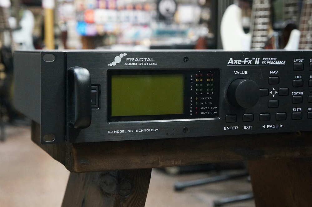 Fractal Audio Systems Axe-Fx II 【中古】 / 楽器屋BOW オンラインストア
